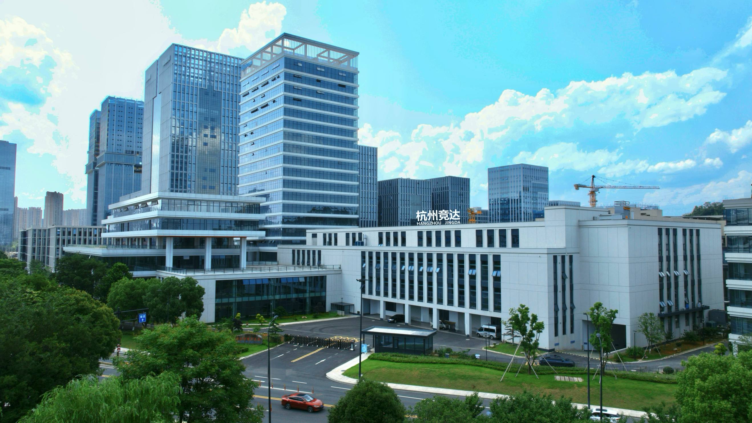 日產(chǎn)萬(wàn)只！百道工序“一鍵誕生”